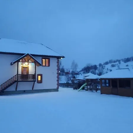 Holiday home гірська домівка *